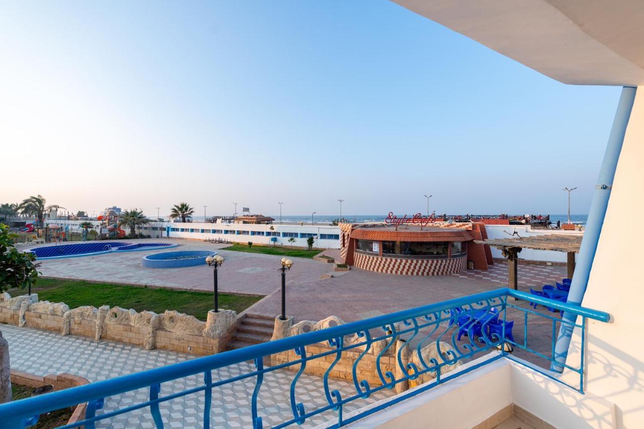 Noras Beach Hotel ポートサイド エクステリア 写真