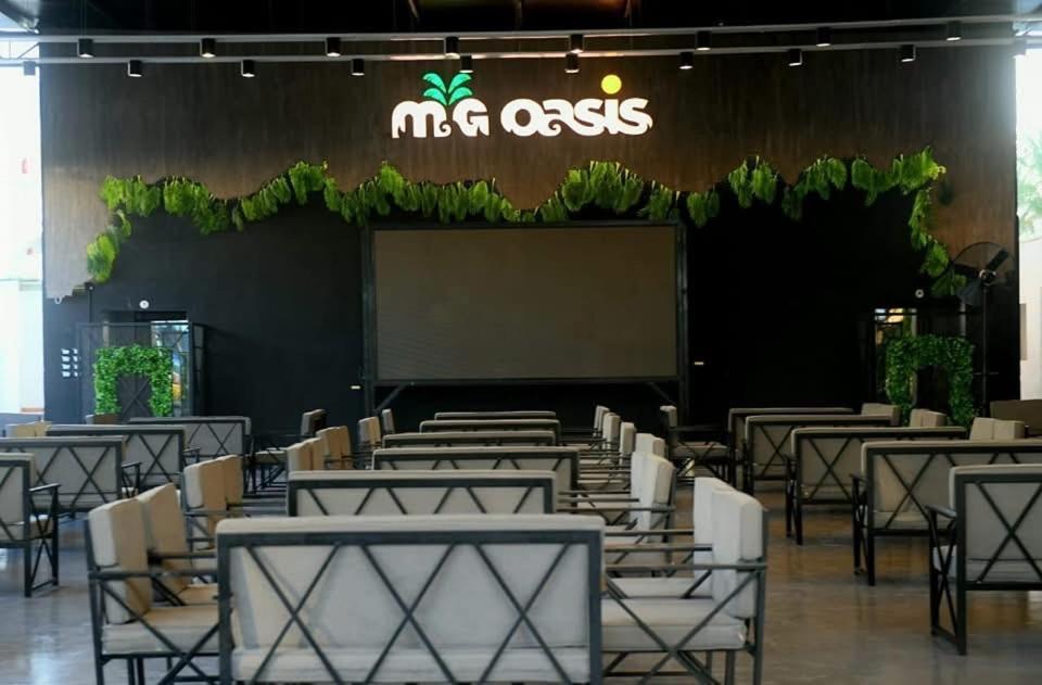 Noras Beach Hotel ポートサイド エクステリア 写真